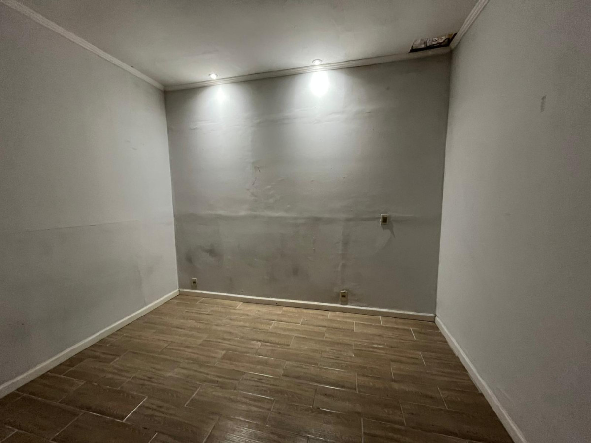 Apartamento ID.4282 - Venta Apartamento 3 Dormitorios La Comercial Terraza