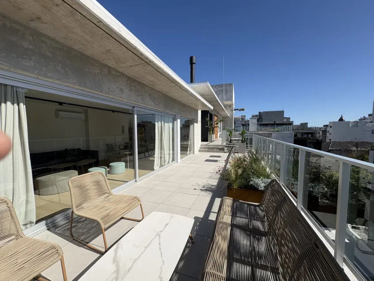 Apartamento ID.6061 - Alquiler Apartamento 1 Dormitorio Centro con balcon y garaje