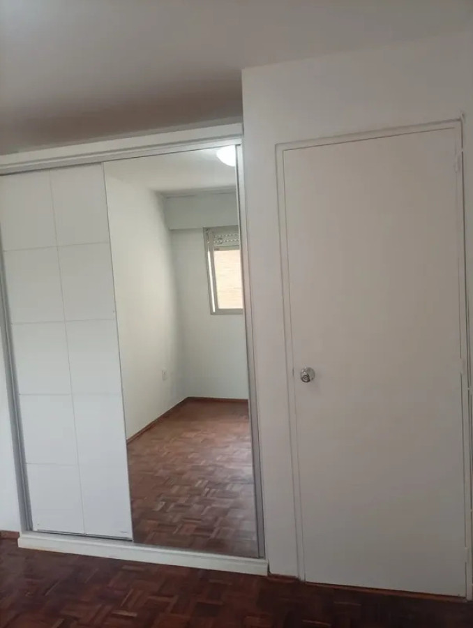 Apartamento ID.6287 - Alquiler Apartamento 2 Dormitorios Tres Cruces con balcon 