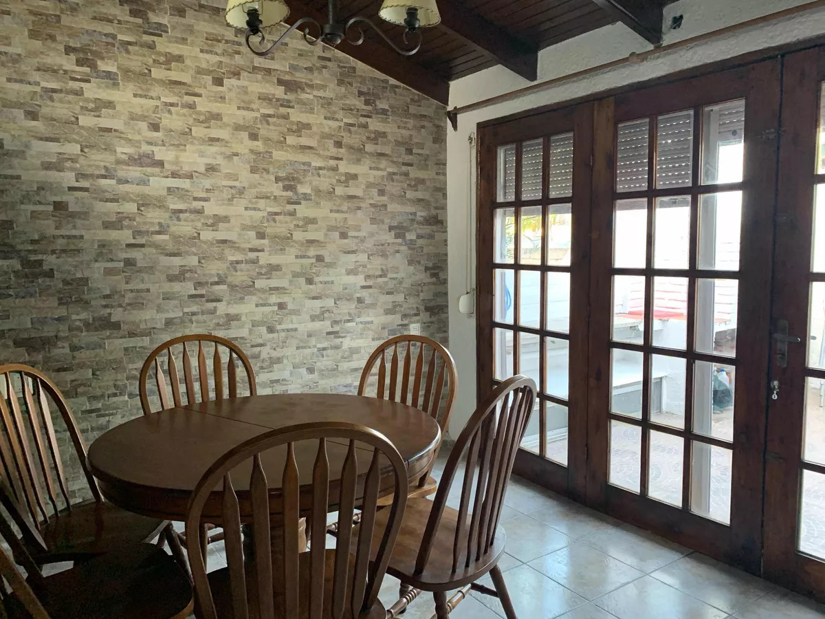 Apartamento ID.4282 - Venta con Renta Apartamento 3 Dormitorios La Comercial Terraza