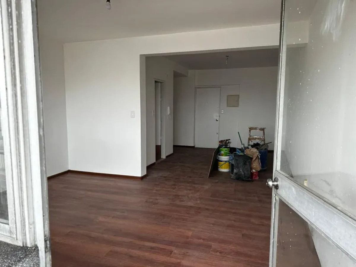 Apartamento ID.6803 - Alquiler Monoambiente Cordon con balcon 