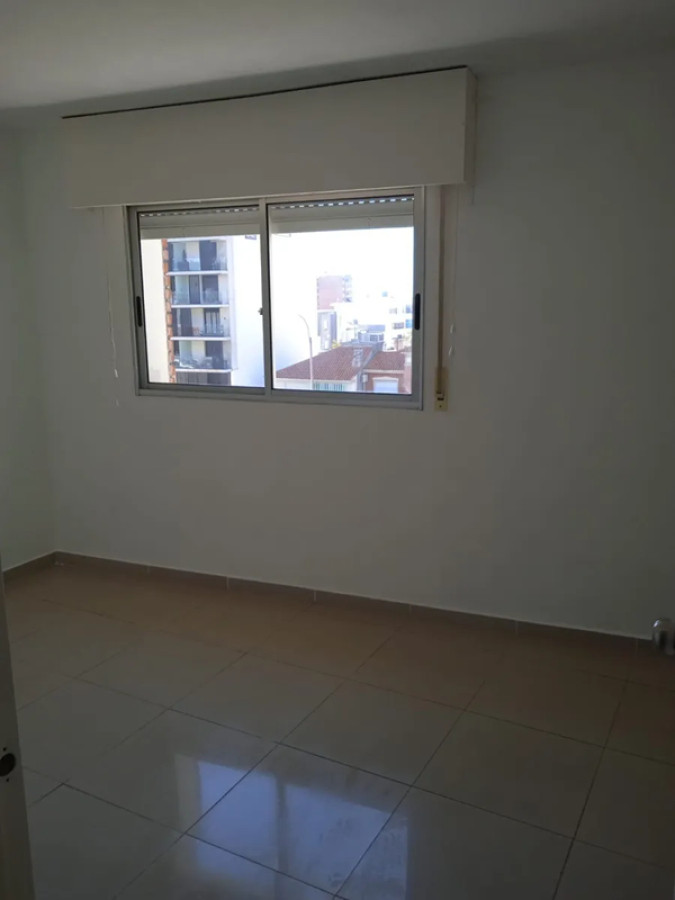 Apartamento ID.4892 - Alquiler Traspaso de Apartamento 1 Dormitorio Parque Batlle 