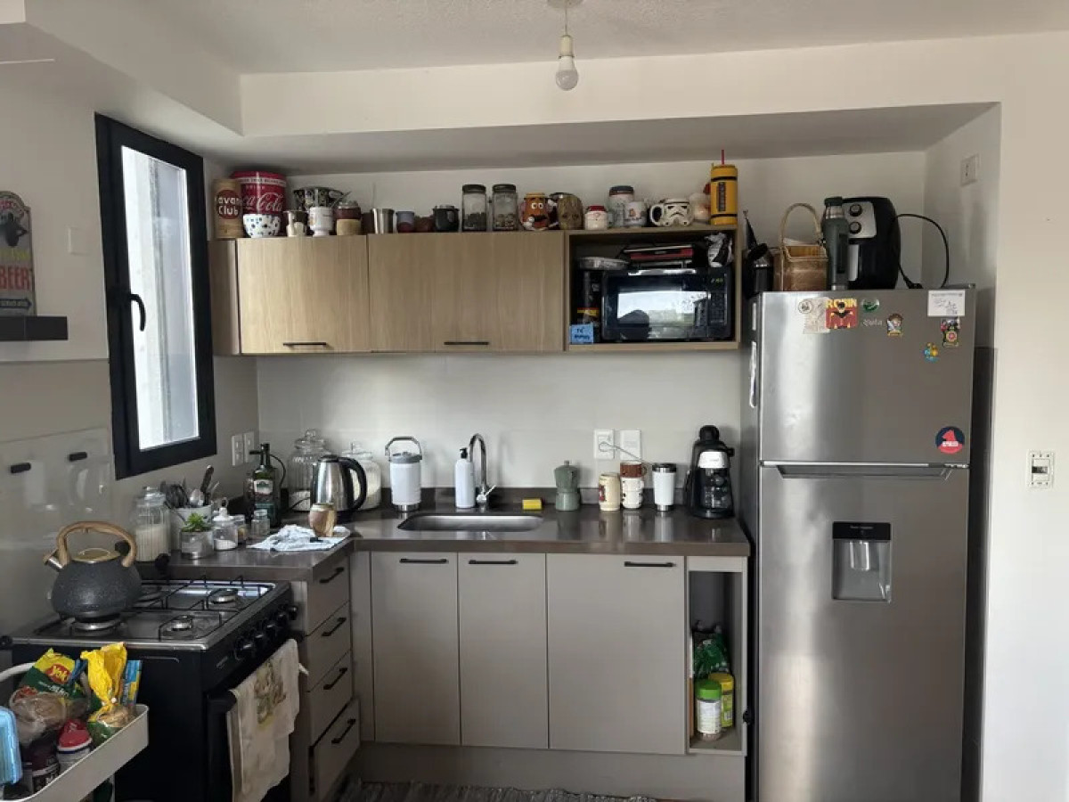 Apartamento ID.6451 - Alquiler Apartamento 2 Dormitorios La Blanqueada con balcon 