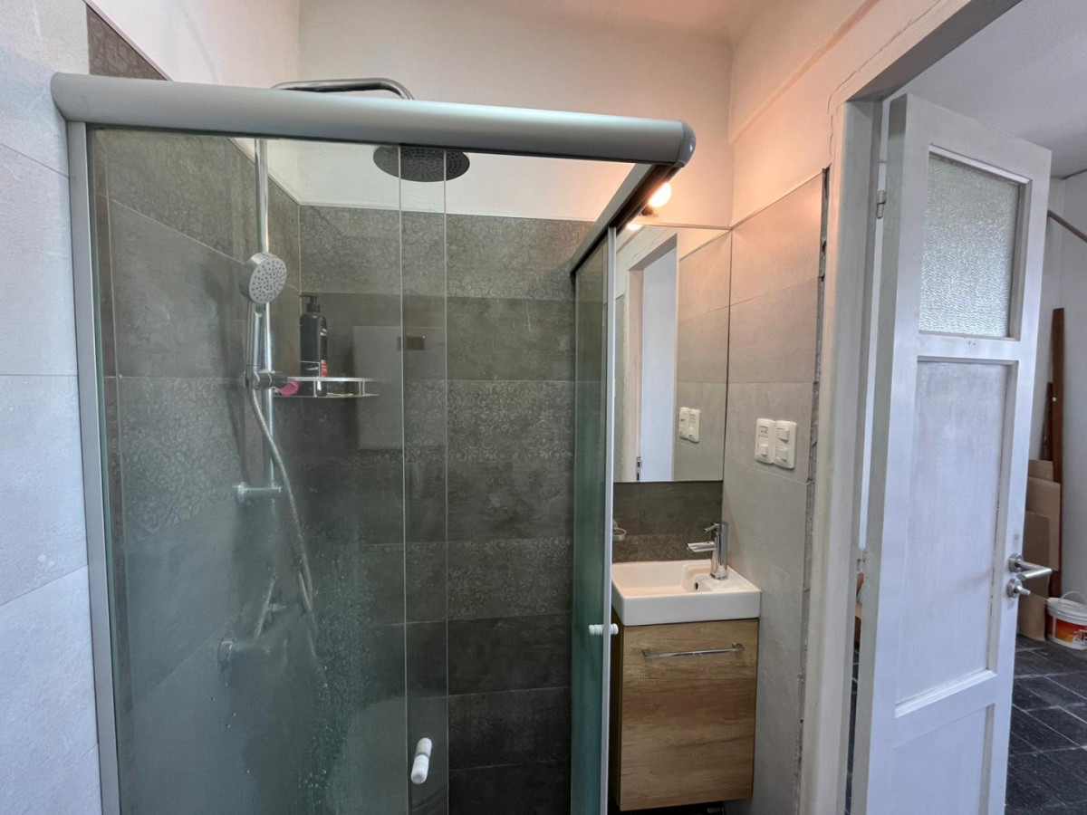 Apartamento ID.5751 - Alquiler o Venta Apartamento 4 Dormitorios Cordon con Balcon