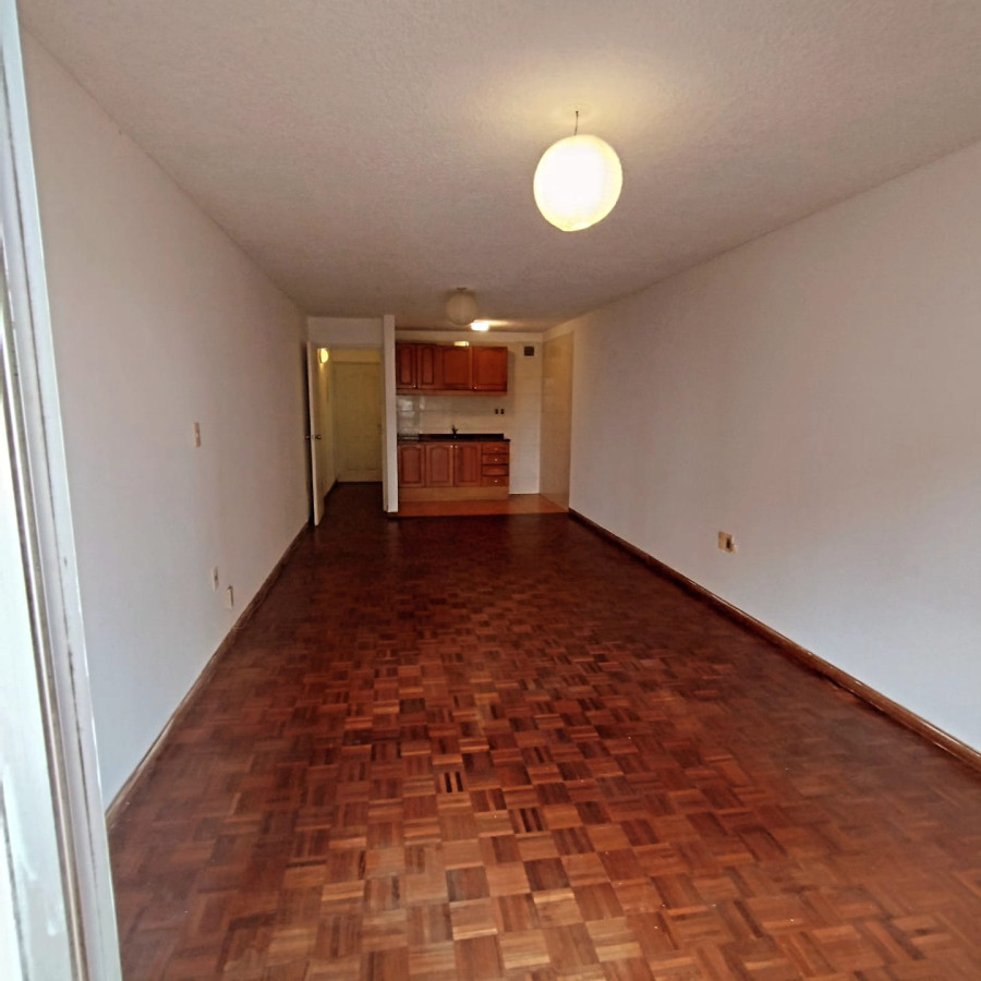 Apartamento ID.5299 - Alquiler Apartamento Monoambiente Pocitos con Balcon