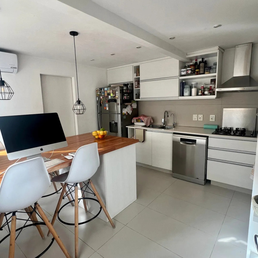 Apartamento ID.5114 - Venta y Alquiler Apartamento 3 Dormitorios Centro con terraza