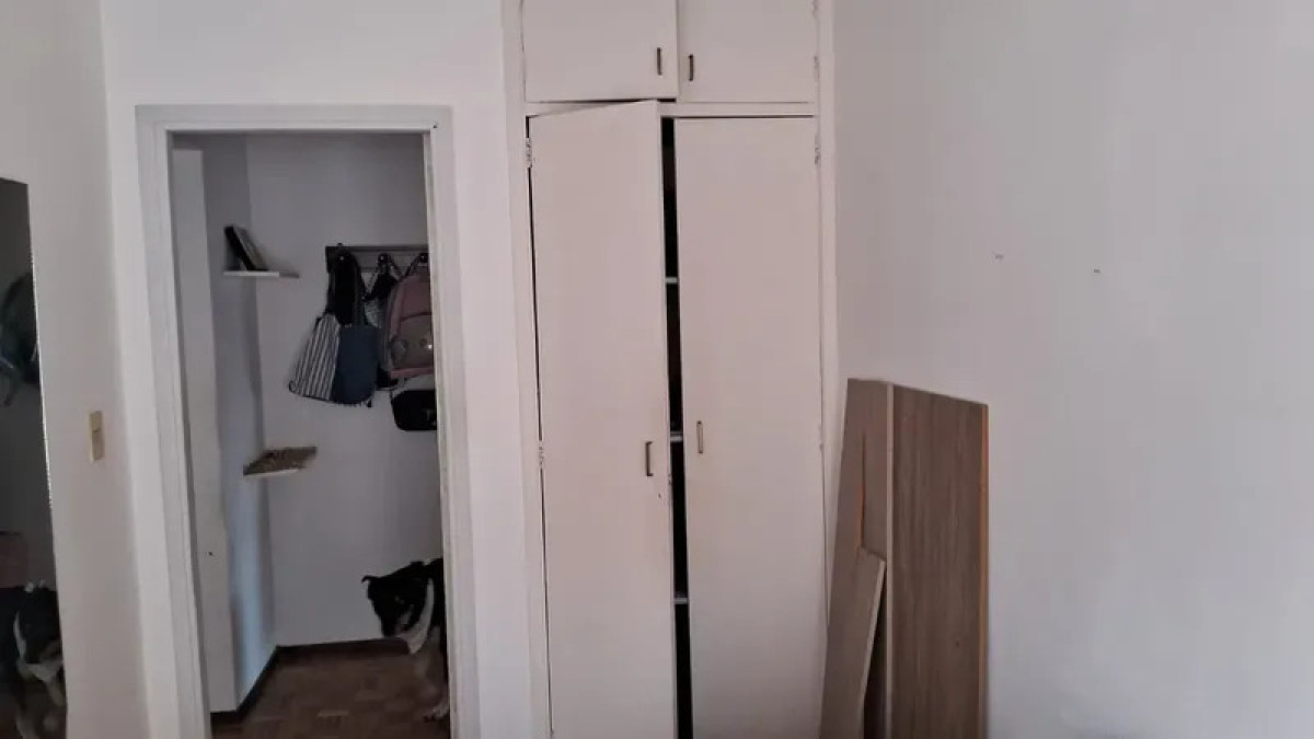 Apartamento ID.6424 - Alquiler Apartamento 4 Dormitorios Centro con cochera 