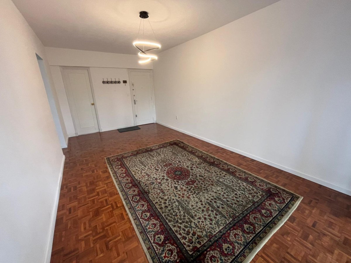 Apartamento ID.5640 - Alquiler Apartamento 4 Dormitorios Pocitos con terraza