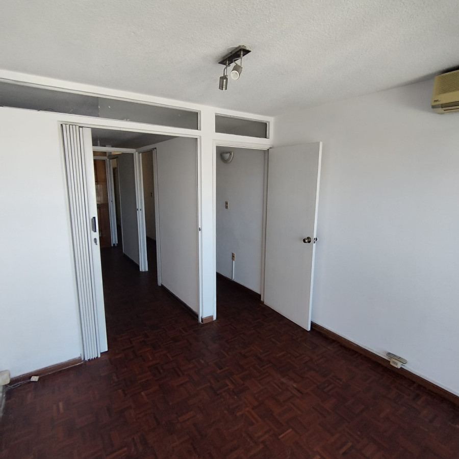 Apartamento ID.5252 - Alquiler Apartamento Monoambiente Pocitos con balcon