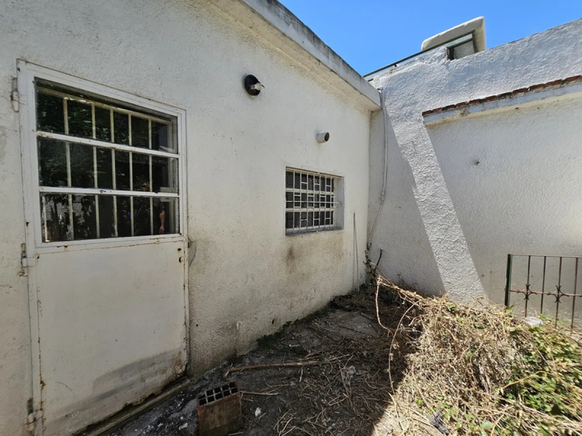 Apartamento ID.5236 - Venta 2 Apartamentos y Galpon Inversion Cerrito