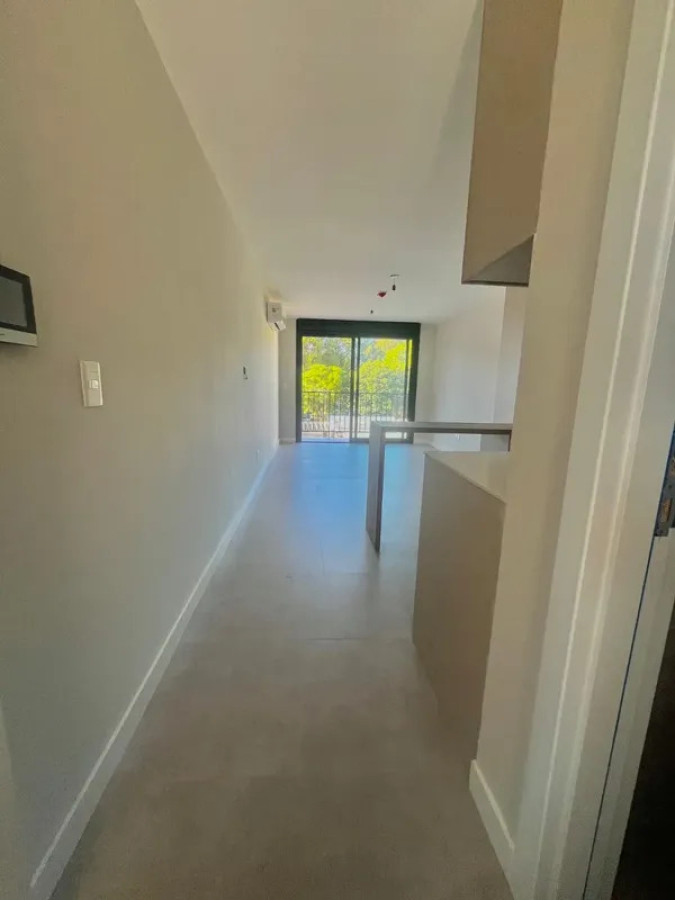 Apartamento ID.6228 - Alquiler Apartamento Monoambiente Buceo con balcon 