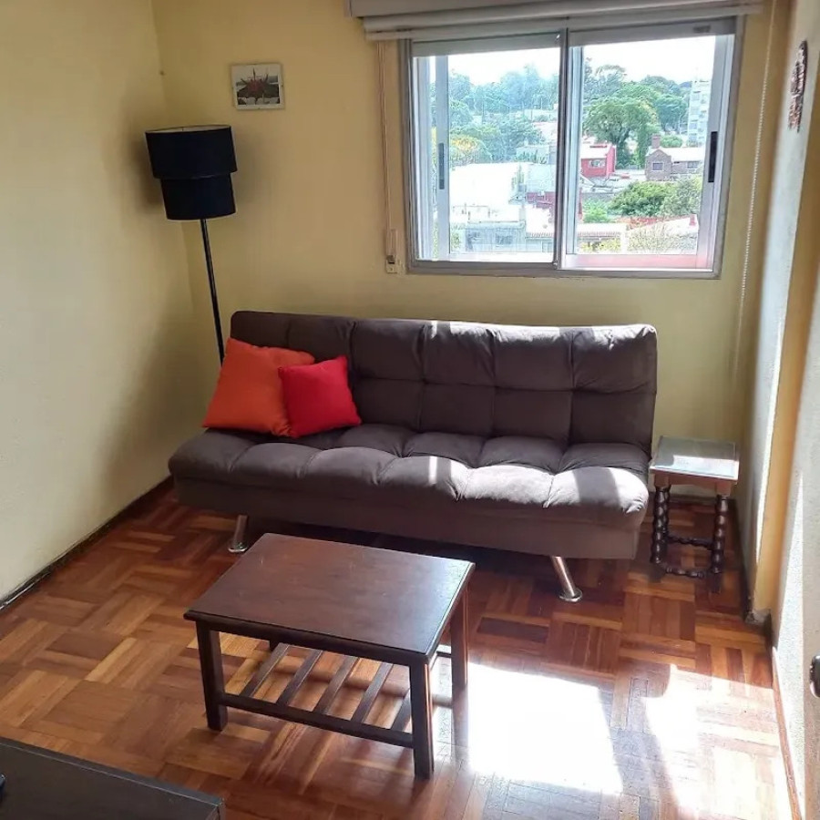 Apartamento ID.6917 - Venta Apartamento 4 Dormitorios Malvin con balcon 