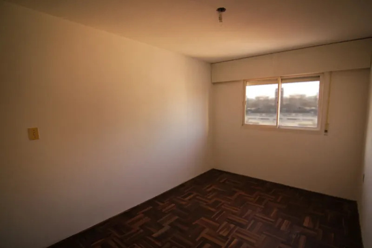 Apartamento ID.6817 - Alquiler Apartamento 2 Dormitorio Cordon con balcon