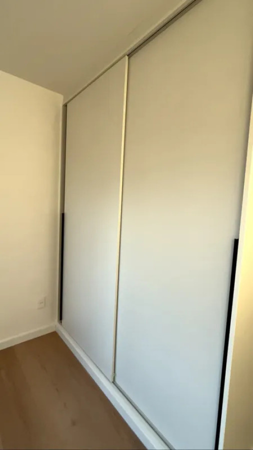 Apartamento ID.6595 - Alquiler Apartamento 1 Dormitorio Tres Crcues con balcon 