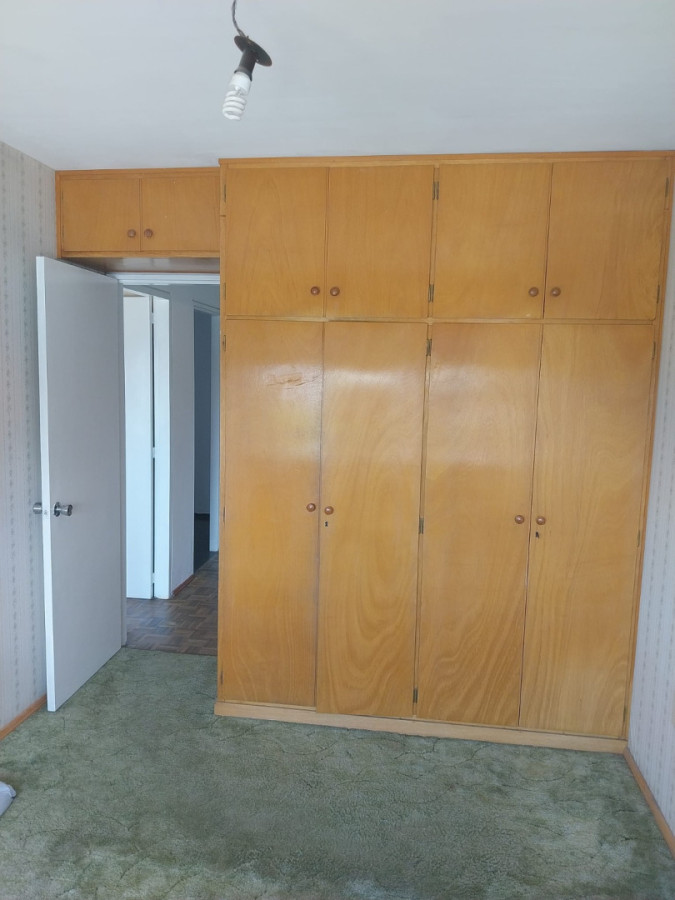Apartamento ID.6495 - Venta con Renta Apartamento 2 Dormitorios Parque Batlle 