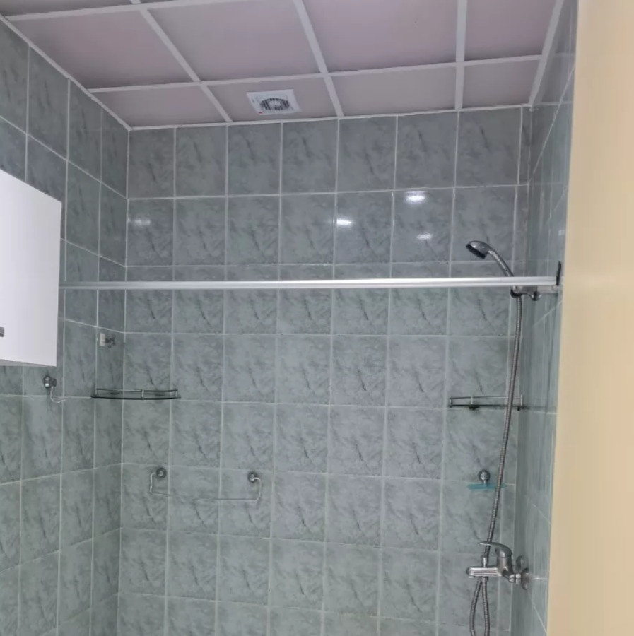 Apartamento ID.3245 - Alquiler Apartamento 2 Dormitorios Barrio Sur con Patio