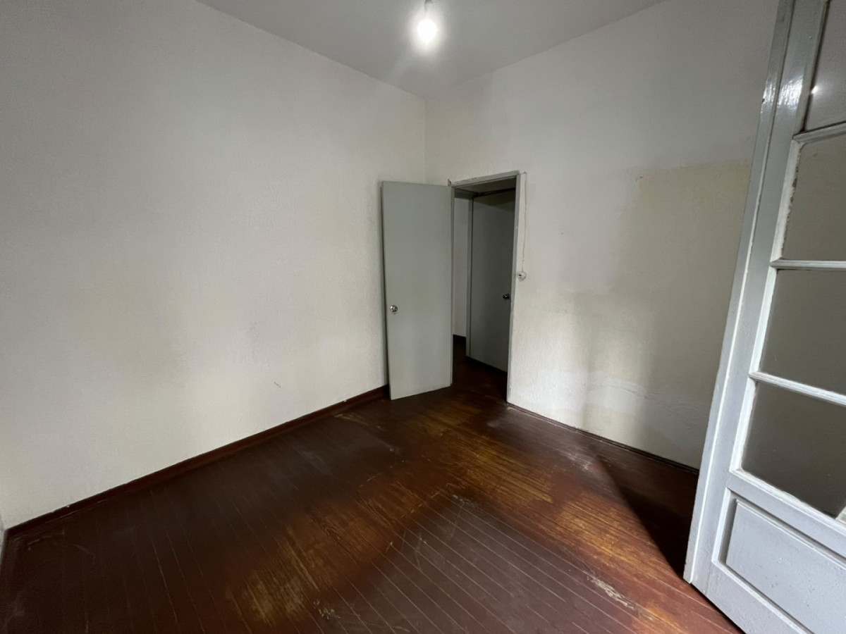 Apartamento ID.6505 - Venta Apartamento 1 Dormitorio Ciudad Vieja con balcon