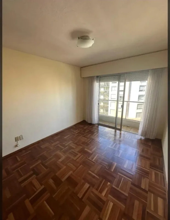 Apartamento ID.6018 - Venta Apartamento 3 Dormitorios Pocitos con balcon y cochera