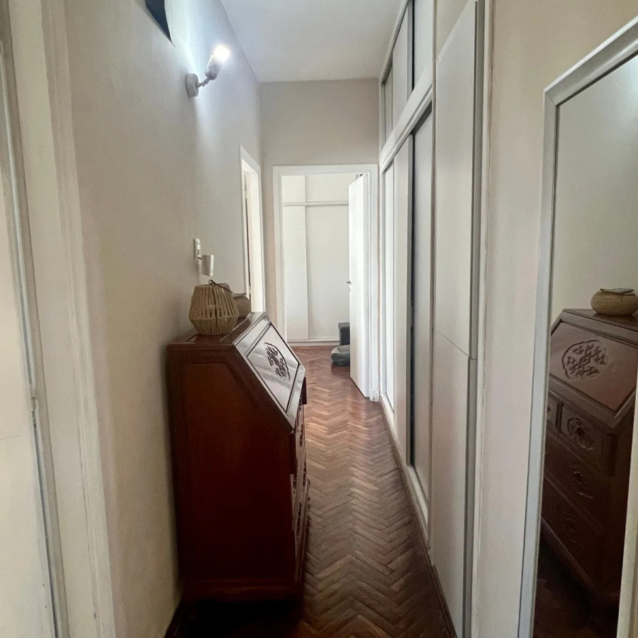 Apartamento ID.5114 - Venta y Alquiler Apartamento 3 Dormitorios Centro con terraza