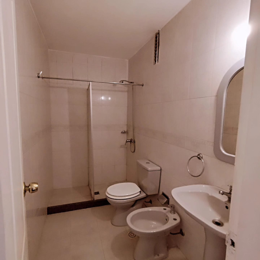 Apartamento ID.5280 - Alquiler Apartamento Monoambiente Pocitos con Balcón