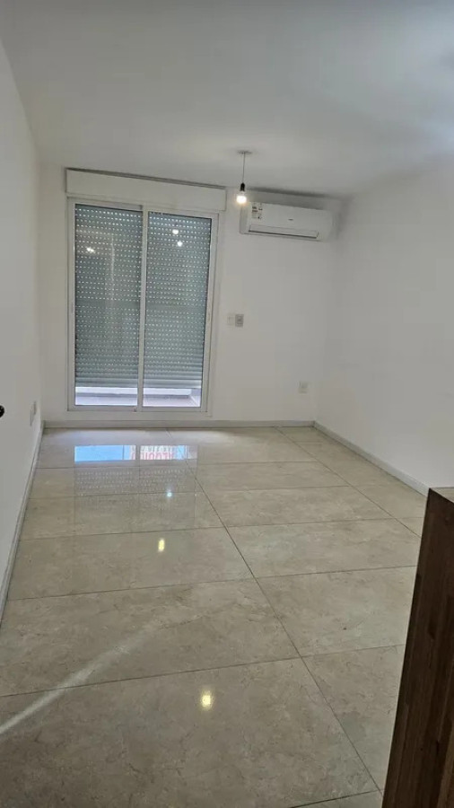 Apartamento ID.6569 - Alquiler Apartamento 1 Dormitorio Buceo  balcon y parrillero