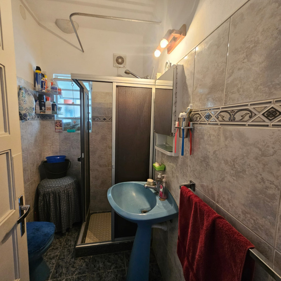 Apartamento ID.5538 - Venta Apartamento 2 Dormitorios Ciudad Vieja con balcon