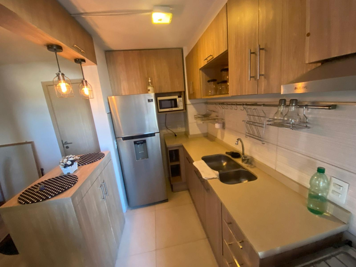 Apartamento ID.4998 - Venta Apartamento 3 Dormitorios Tres Cruces con garaje