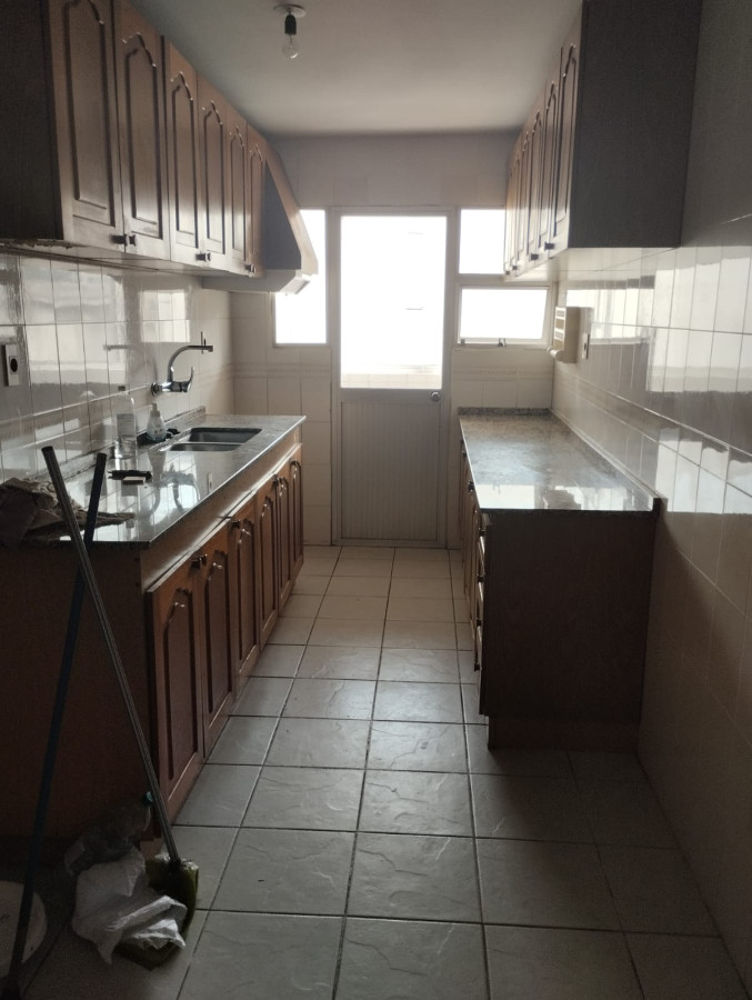 Apartamento ID.4324 - Alquiler Apartamento 4 Dormitorios Punta Carretas con Garaje