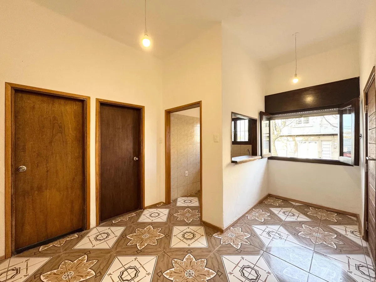 Apartamento ID.5064 - Venta con Renta Apartamento 2 Dormitorios Buceo Inversion