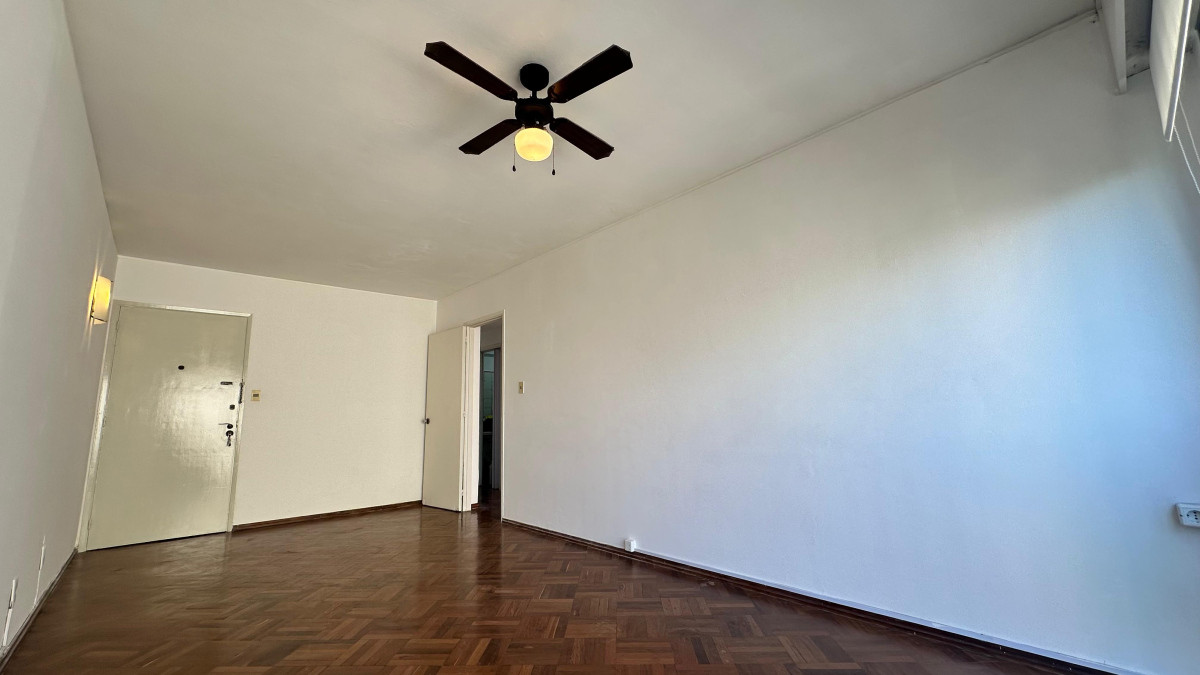 Apartamento ID.3474 - Venta Apartamento 2 Dormitorios Centro 