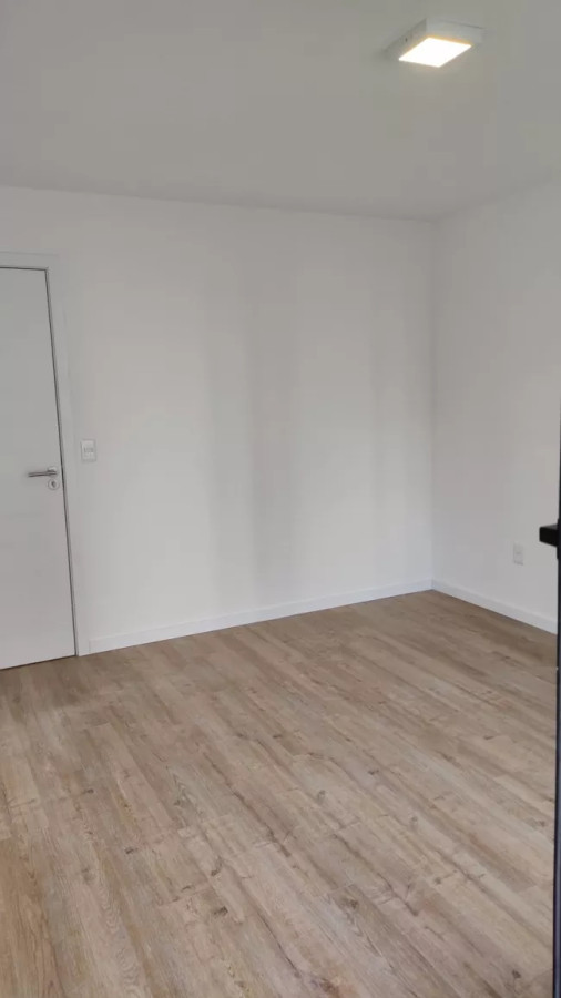 Apartamento ID.4590 - Alquiler Apartamento 2 Dormitorios Cordón con Balcón 