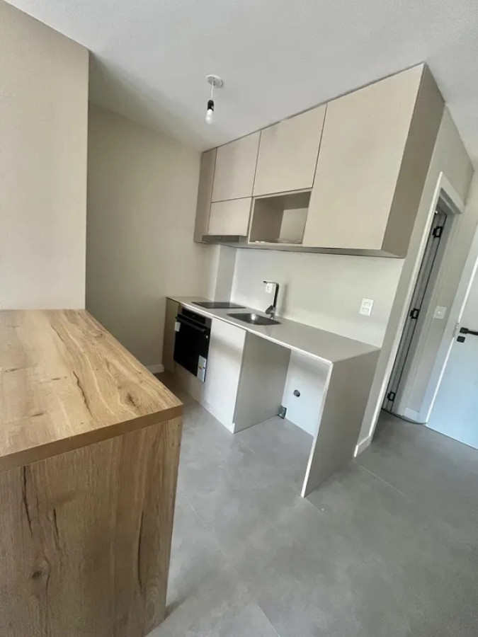 Apartamento ID.6228 - Alquiler Apartamento Monoambiente Buceo con balcon 