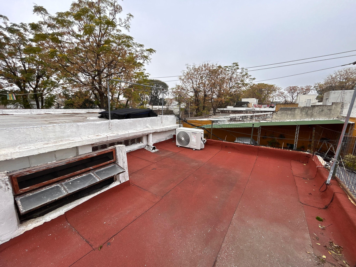 Apartamento ID.4932 - Venta Apartamento tipo Casa La Teja con Patio y Parrillero