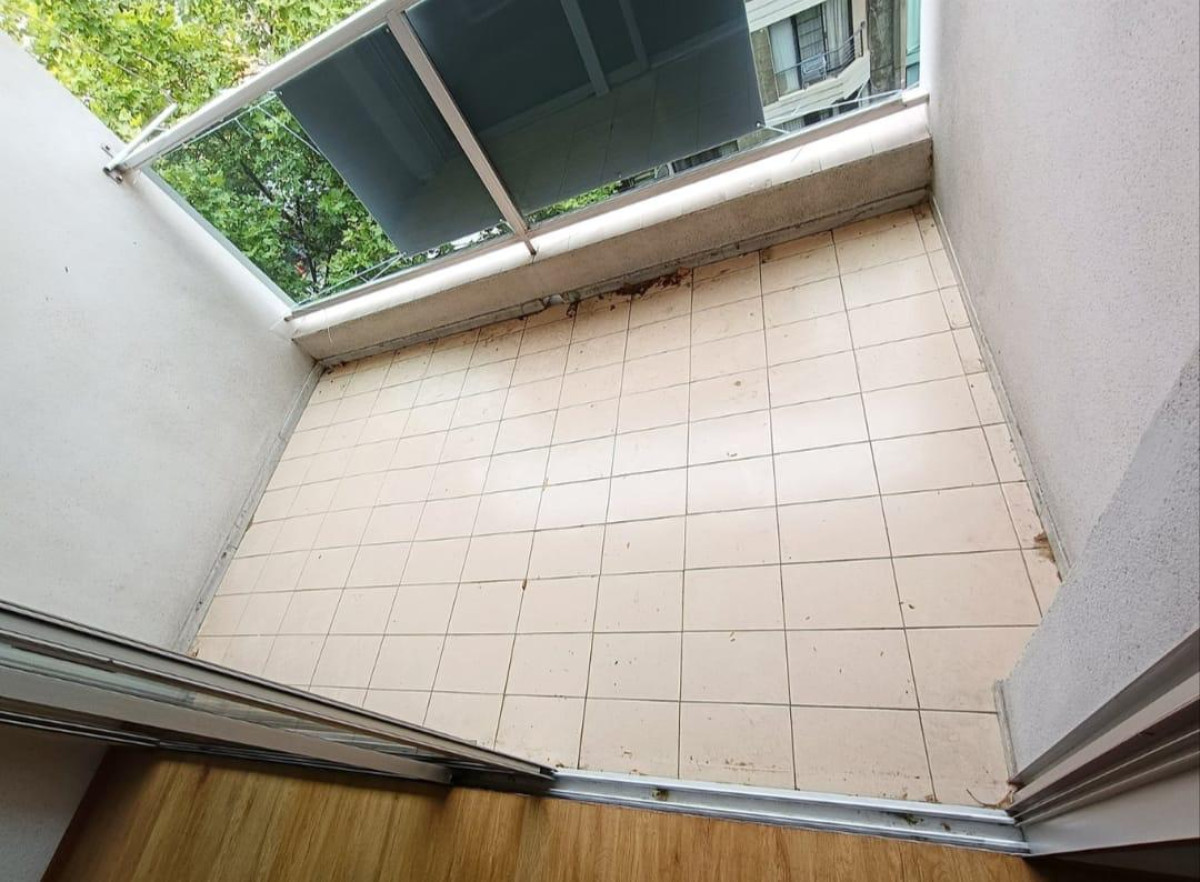Apartamento ID.4518 - Alquiler Apartamento 2 Dormitorios Tres Cruces con balcón 