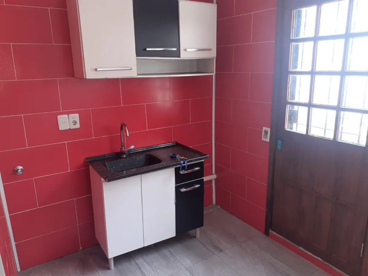 Apartamento ID.5624 - Alquiler Apartamento 1 Dormitorio Prado con Patio y Galpon