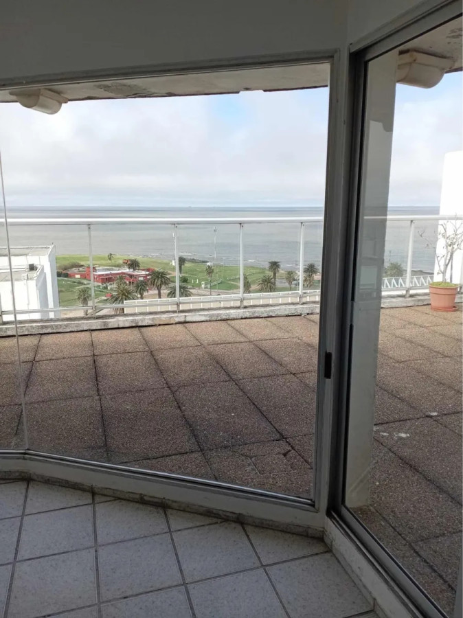 Apartamento ID.5240 - Alquiler Apartamento 1 Dormitorio Punta Carretas con balcon