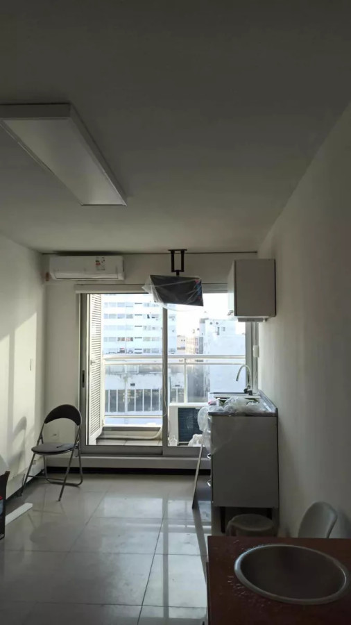 Apartamento ID.4467 - Alquiler Apartamento con Consultorios 4 Dormitorios Cordón