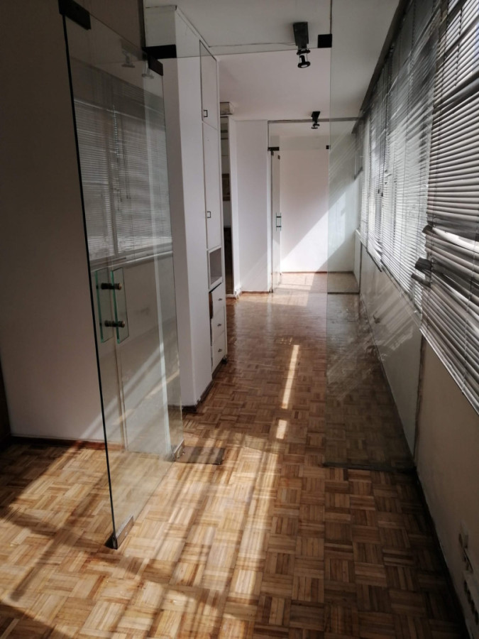 Apartamento ID.5509 - Alquiler Apartamento 2 Dormitorios Centro