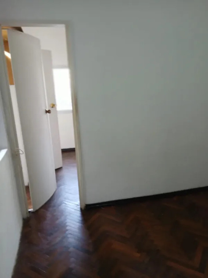 Apartamento ID.6598 - Alquiler Apartamento 3 Dormitorios Pocitos con balcon