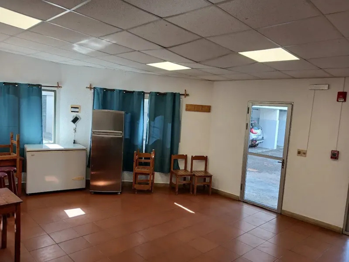 Apartamento ID.6917 - Venta Apartamento 4 Dormitorios Malvin con balcon 