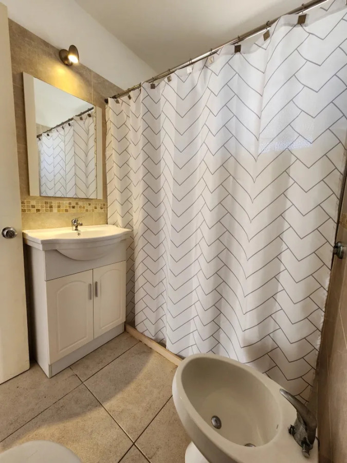 Apartamento ID.4834 - Venta Apartamento 1 Dormitorio Aguada con balcón y cochera 