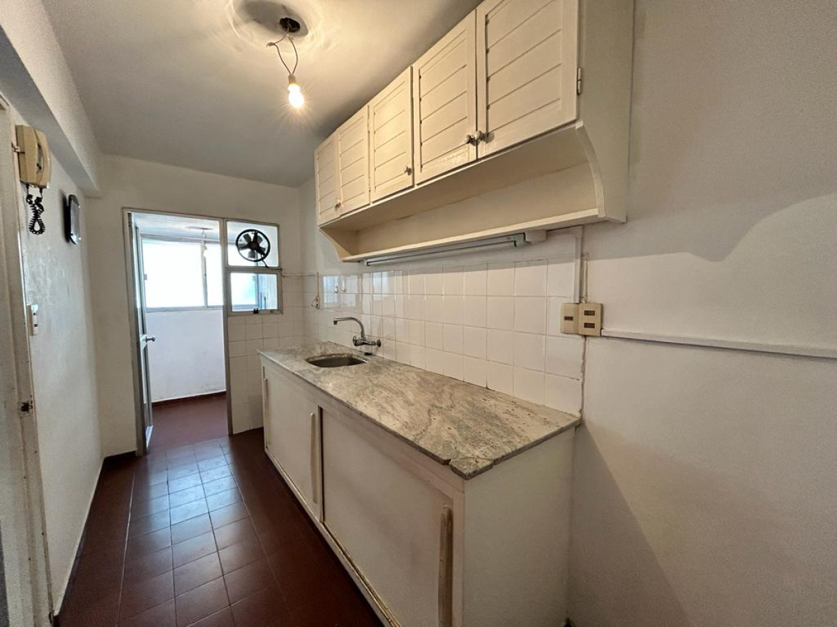 Apartamento ID.1556 - Apartamento con saldo ANV en Venta Aguada 2 Dormitorios y Balcón