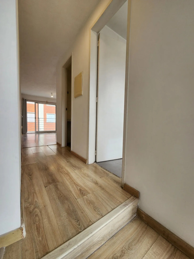 Apartamento ID.6730 - Alquiler Apartamento Monoambiente Grande Pocitos con Patio