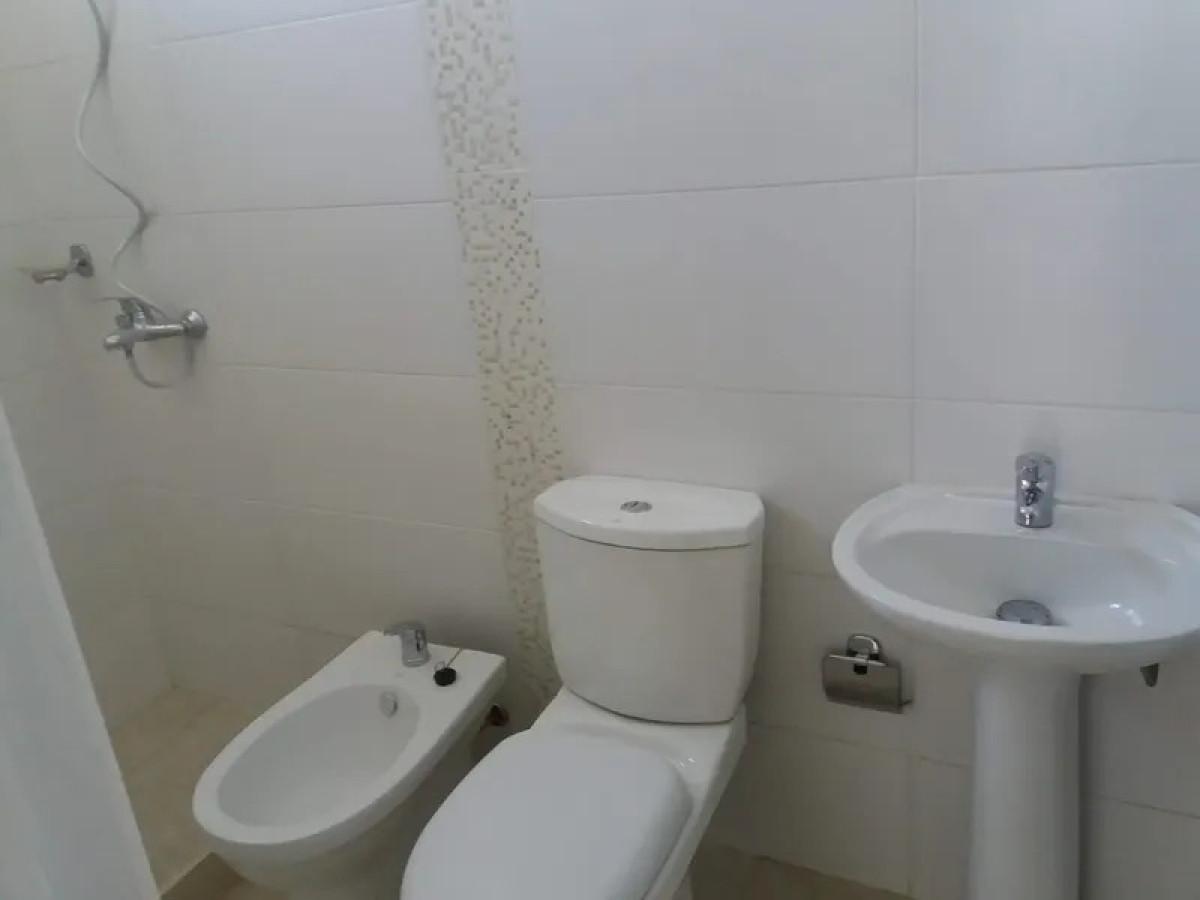 Apartamento ID.6821 - Alquiler Apartamento Monoambiente La Blanqueada con garaje
