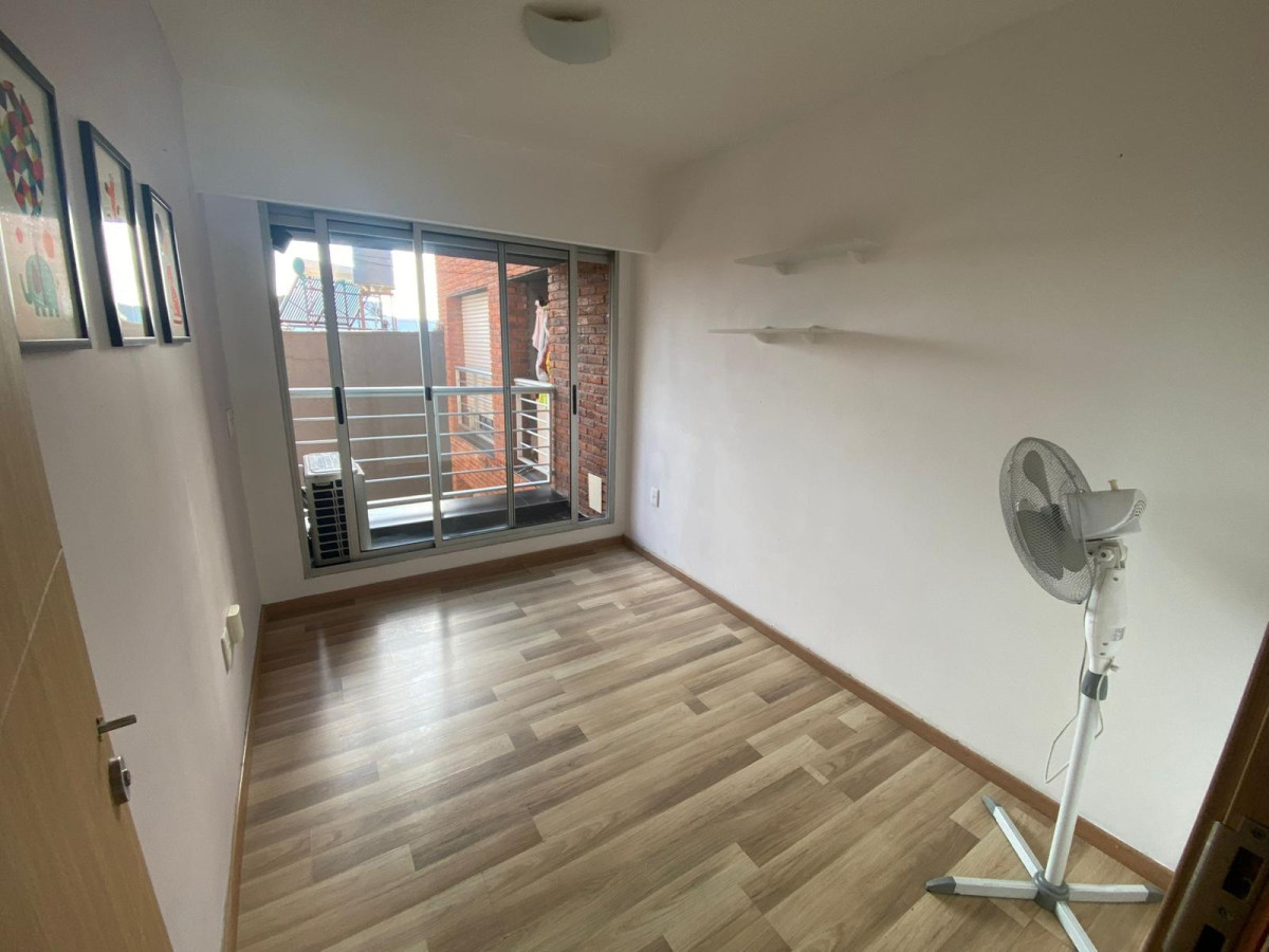 Apartamento ID.4998 - Venta Apartamento 3 Dormitorios Tres Cruces con garaje