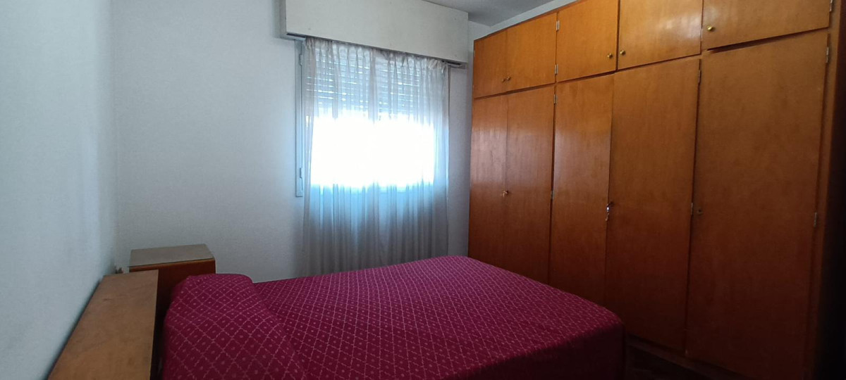 Apartamento ID.5615 - Alquiler Apartamento 2 Dormitorios La Blanqueada con patio