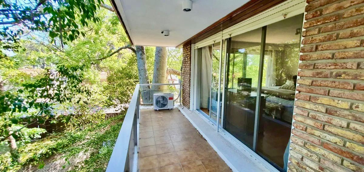 Apartamento ID.3930 - Alquiler Apartamento 3 Dormitorios Carrasco con Terraza