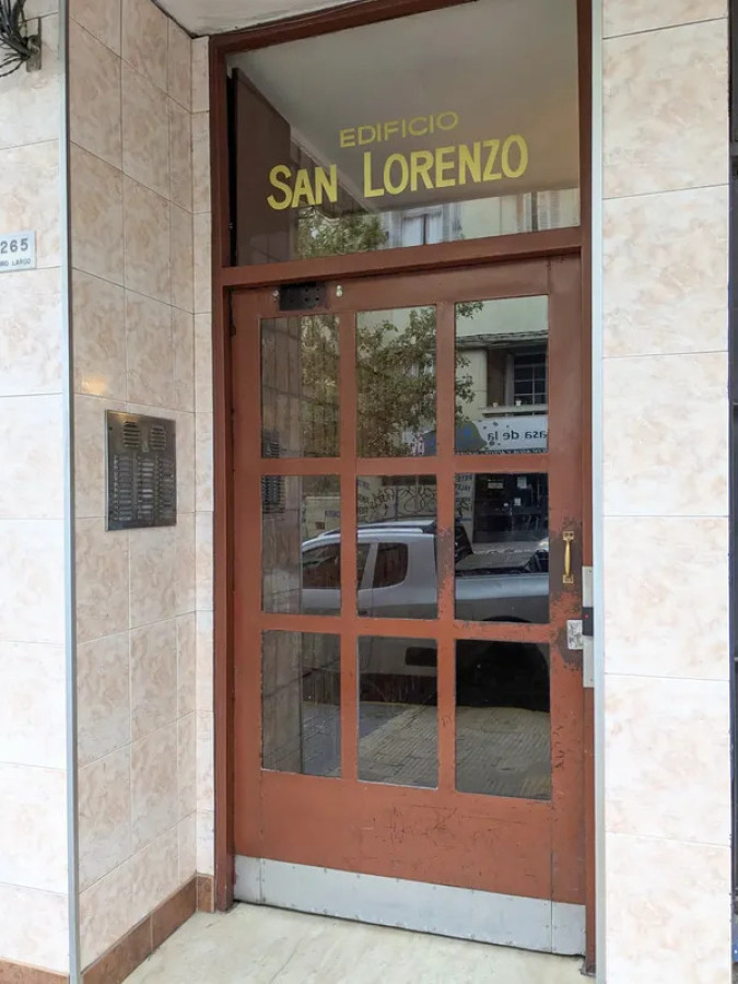 Apartamento ID.6252 - Alquiler Apartamento 2 Dormitorios Centro con terraza 