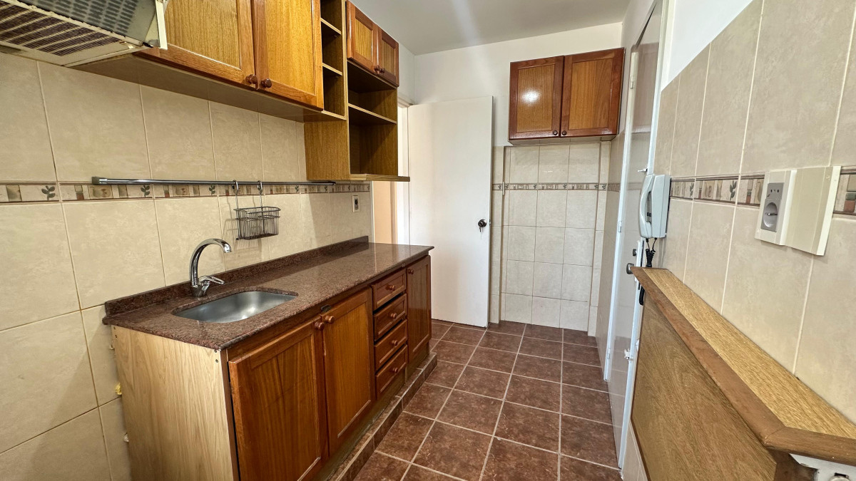 Apartamento ID.3474 - Venta Apartamento 2 Dormitorios Centro 