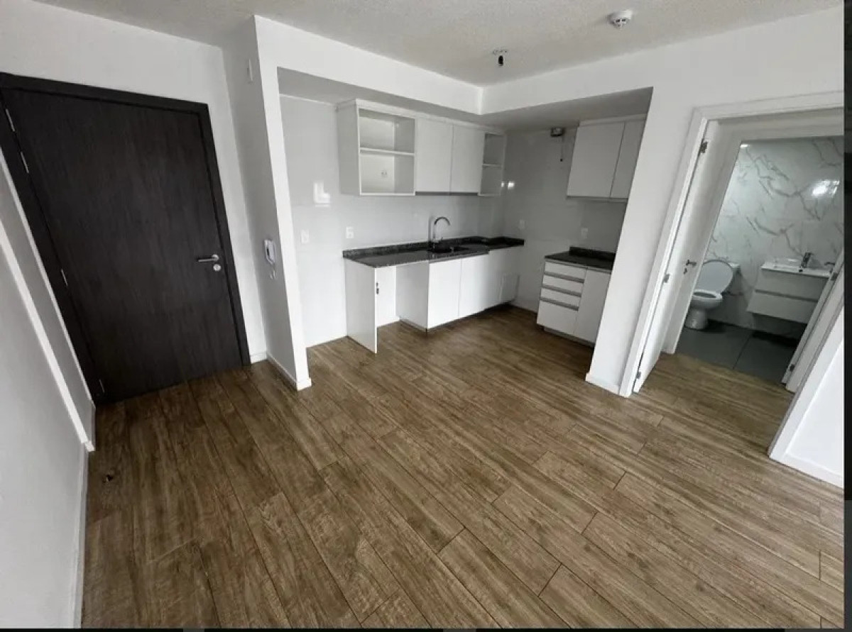 Apartamento ID.6620 - Alquiler Apartamento 1 Dormitorio La Blanqueado con balcon